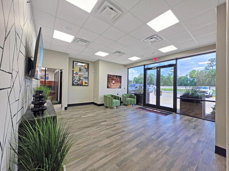 More Photos Of 3410 I-10 W, Orange Office For Sale