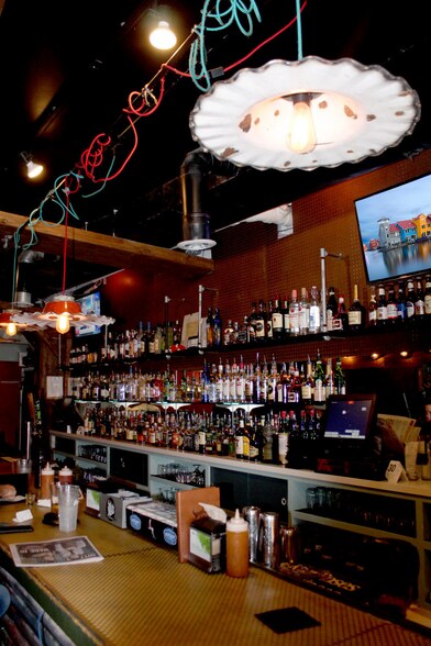 More Photos Of 487 King St, Charleston Loft Creative Space For Sale