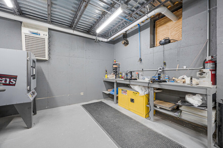 More Photos Of 325 Merrick Ave, East Meadow Medical For Sale