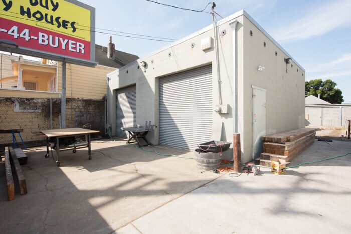 More Photos Of 2429 Market St, Oakland Warehouse For Sale