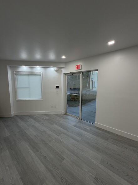 More Photos Of 9450 NW 58th St, Miami Warehouse For Sale