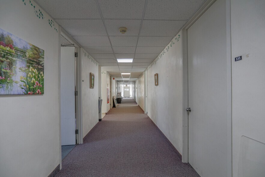 More Photos Of 2801 N 7th St, Wausau Medical For Sale