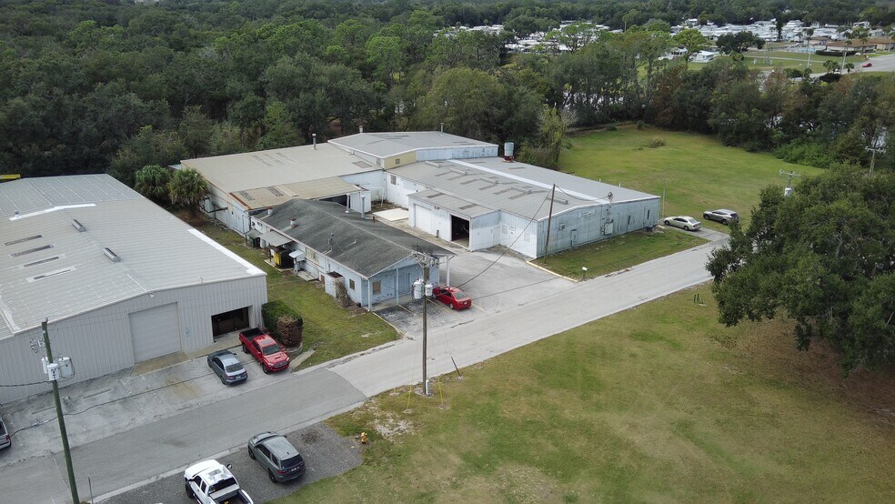 More Photos Of 2935 Barneys Pumps Pl, Lakeland Manufacturing For Sale