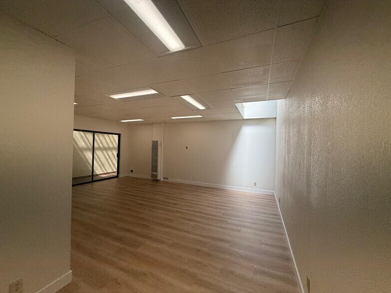 More Photos Of 2578 Noriega St, San Francisco Storefront Retail Office For Lease