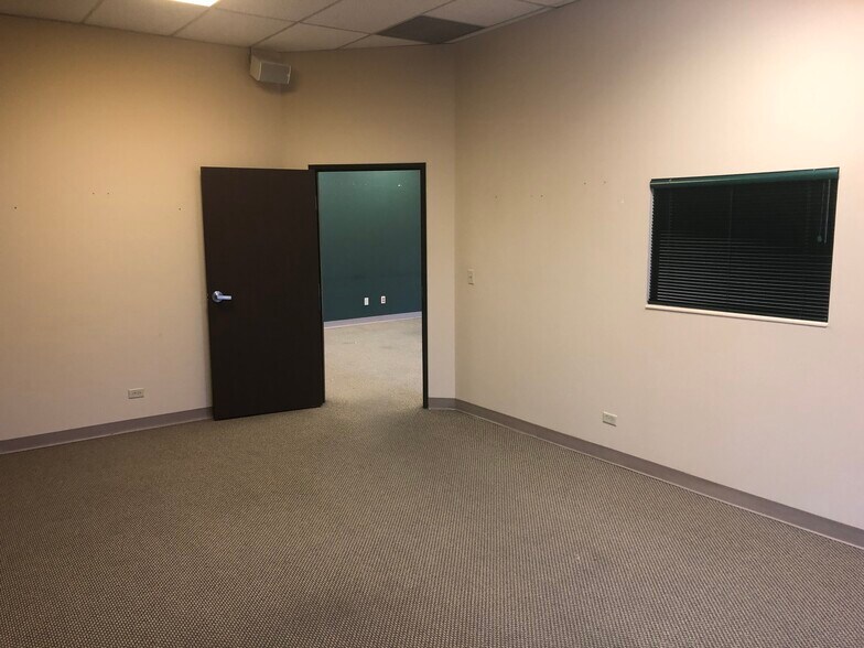 More Photos Of 2760-2790 S Wadsworth Blvd, Lakewood Freestanding For Lease