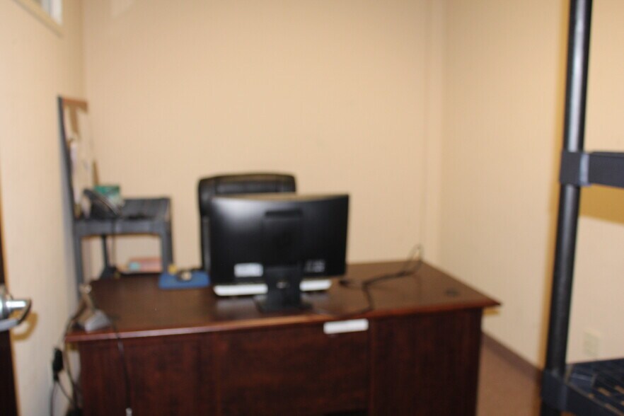 More Photos Of 491 Amwell Rd, Hillsborough Office For Sale