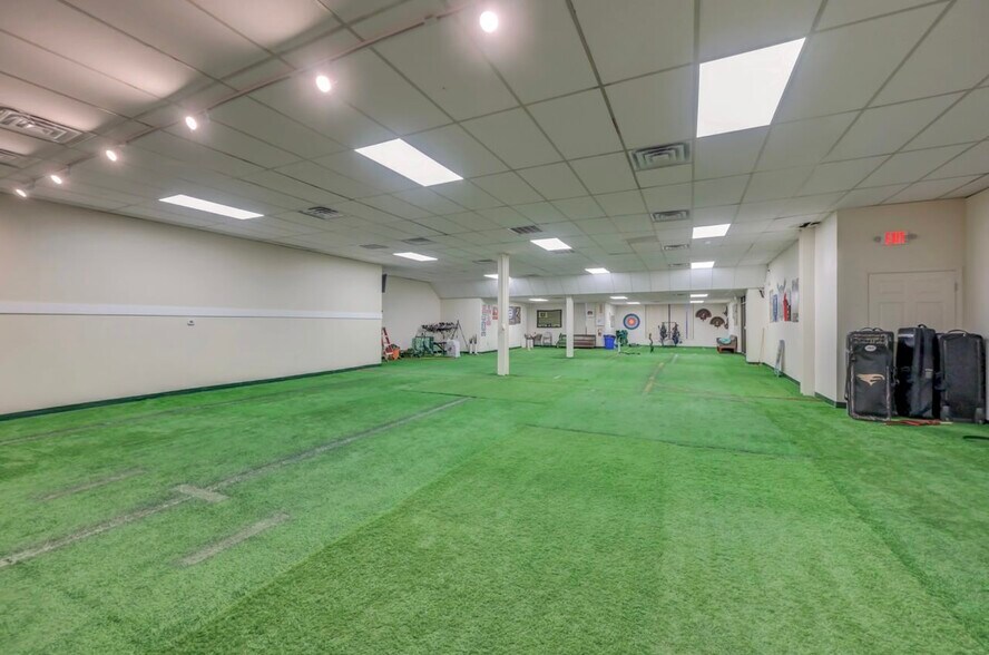 More Photos Of 116-120 Monahan Ave, Dunmore Flex For Lease