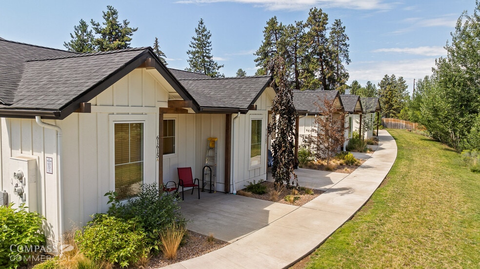 More Photos Of 61615 Alstrup Rd, Bend Apartments For Sale