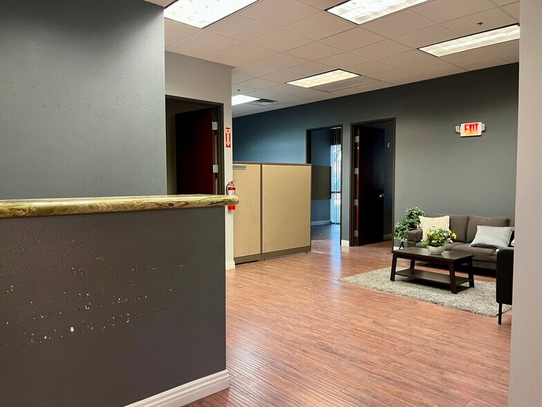 More Photos Of 6280 Spring Mountain Rd, Las Vegas Office For Sale