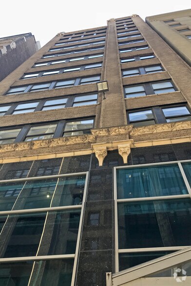 More Photos Of 230 W 39th St, New York Office For Lease