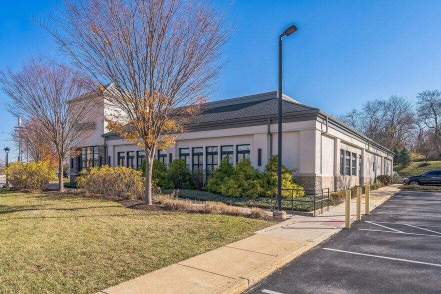 More Photos Of 1676 E Lancaster Ave, Paoli Freestanding For Sale