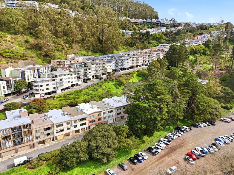 More Photos Of 132 Locksley Ave, San Francisco Multifamily For Sale