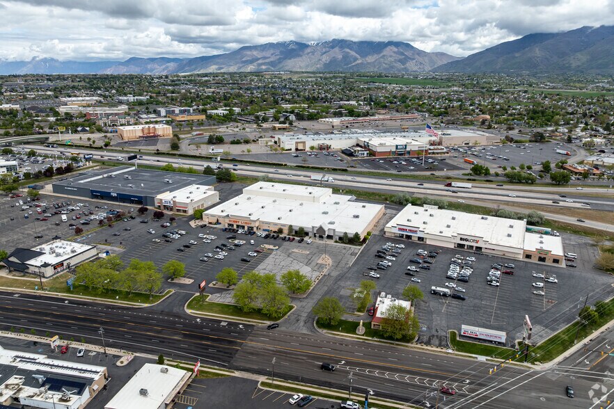 More Photos Of 1070-1080 N Main St, Layton Freestanding For Sale