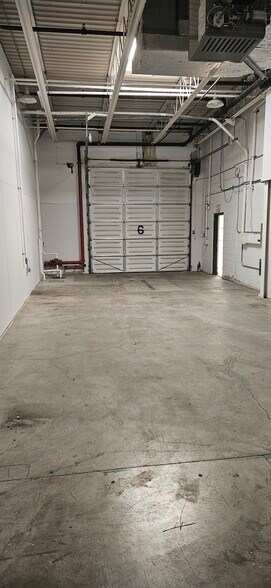 More Photos Of 2655-2711 S Dixie Hwy, Kettering Unknown For Lease