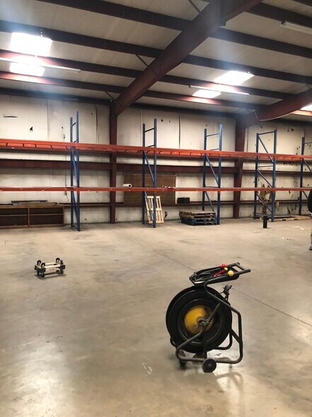 More Photos Of 1400 W 2nd St, Odessa Warehouse For Lease