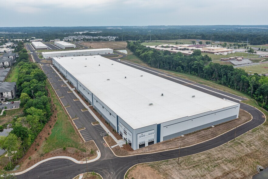 More Photos Of 172 Pitts School Rd SW, Concord Distribution For Lease