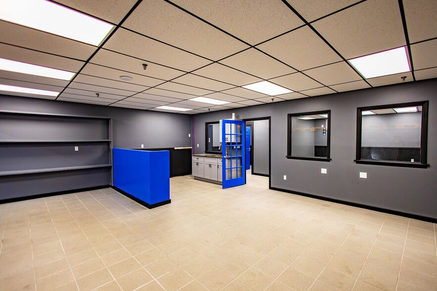 More Photos Of 99 N Main St, High Bridge Freestanding For Lease