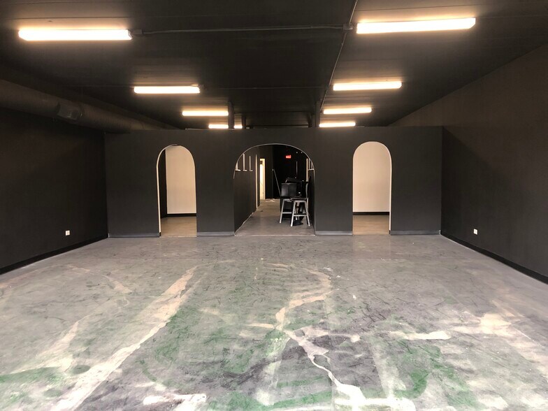 More Photos Of 1250-1254 W 127th St, Calumet Park Storefront Retail Office For Sale