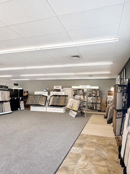 More Photos Of 301 Beech St, Connersville General Retail For Sale