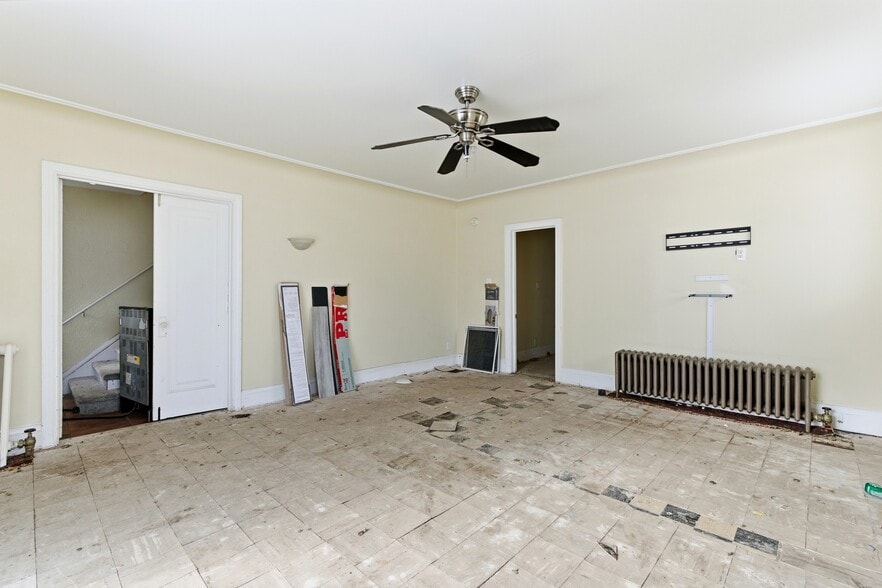 More Photos Of 4026 W McNichols Rd, Detroit Flex For Sale
