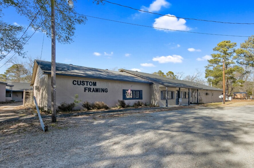 Primary Photo Of 4017 Dunn Rd, Eastover Showroom For Lease