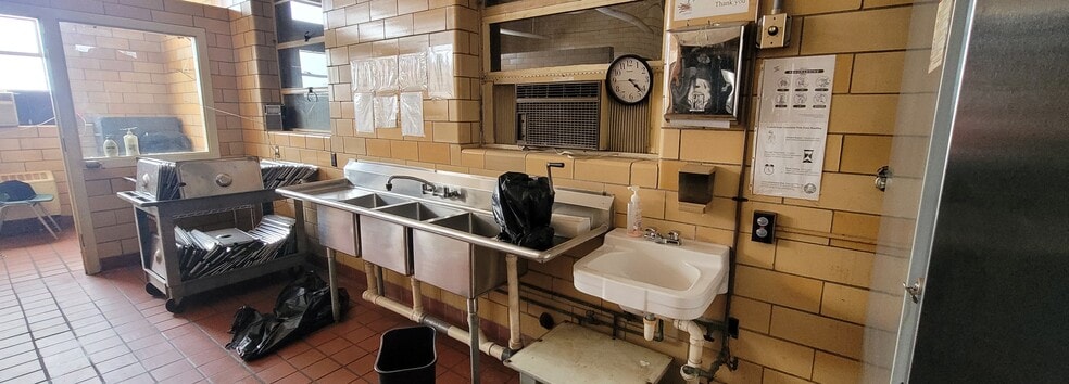 More Photos Of 1230 Palmyra Rd, Warren Schools For Sale