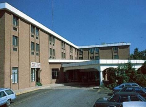 More Photos Of 243 E Liberty St, Wooster Hotel For Lease