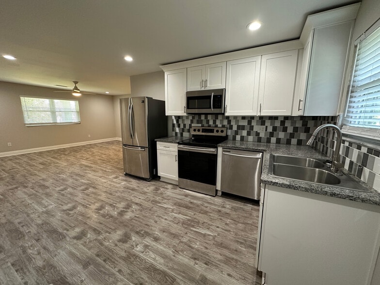 More Photos Of 2331 Peachwood Cir NE, Atlanta Apartments For Sale