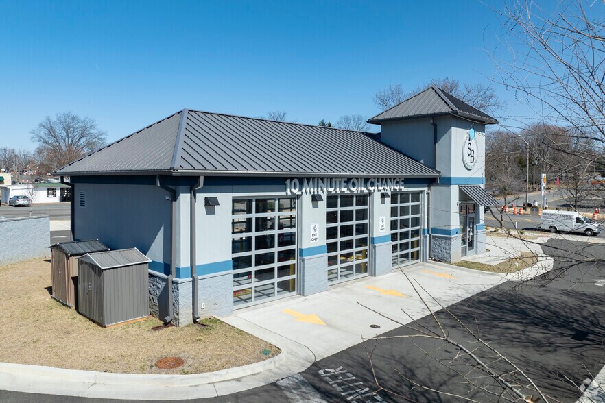 More Photos Of 86 Broadview Ave, Warrenton Auto Repair For Sale