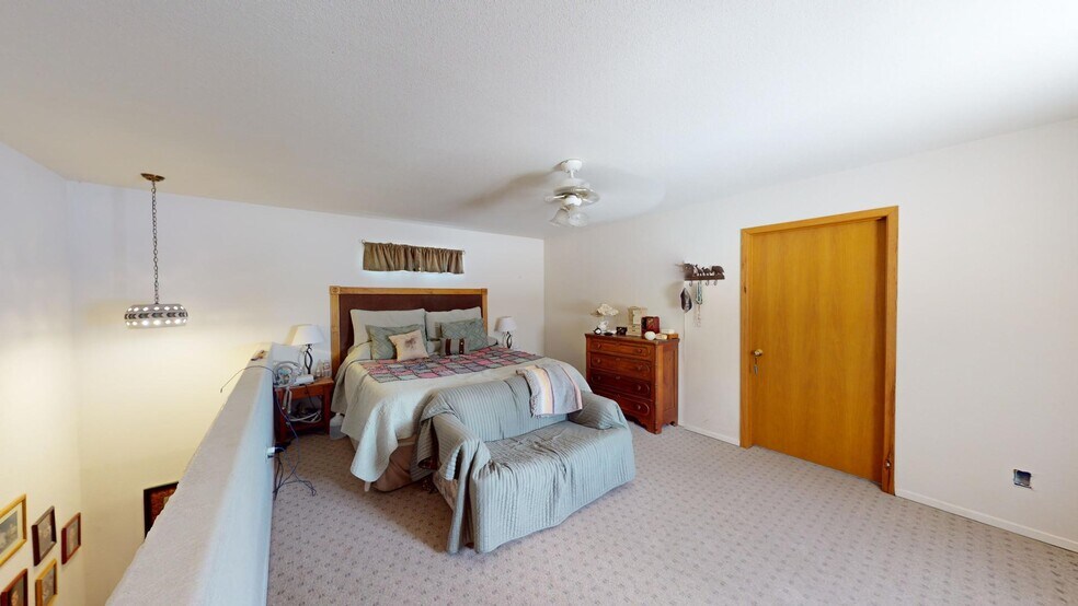 More Photos Of 1804 E College Blvd, Roswell General Retail For Sale