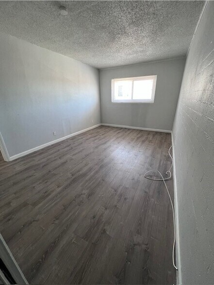 More Photos Of 2213 Sunrise Ave, Las Vegas Apartments For Sale
