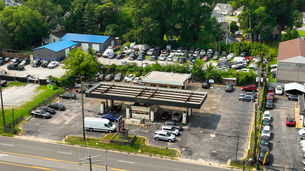 More Photos Of 150 E Belt Blvd, Richmond Service Station For Sale