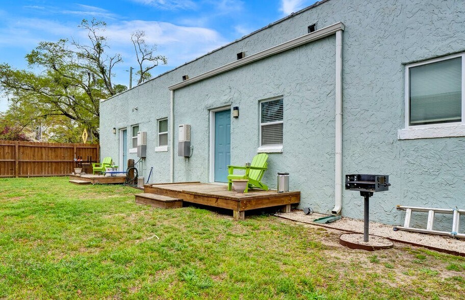 More Photos Of 2020 Princess Place Dr, Wilmington Apartments For Sale