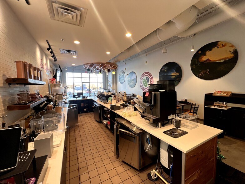 More Photos Of 11565 Theatre Dr, Champlin Unknown For Lease