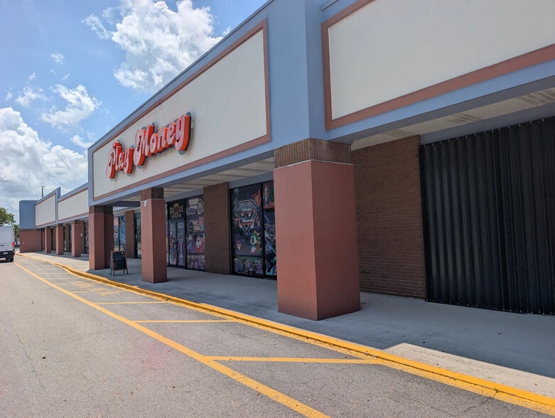 More Photos Of 2705-2819 Peters Rd, Fort Pierce Office For Lease