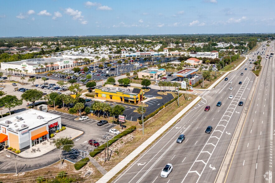 More Photos Of 16960-16980 S Tamiami Trl, Fort Myers General Retail For Lease