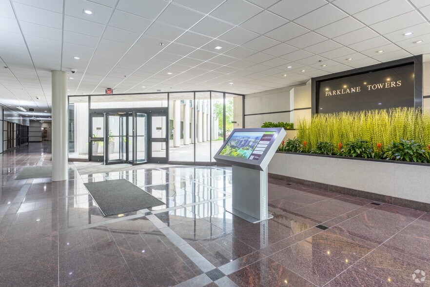 More Photos Of 1-3 Parklane Blvd, Dearborn Unknown For Lease