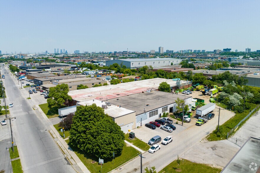 More Photos Of 77 Rivalda Rd, Toronto Manufacturing For Lease
