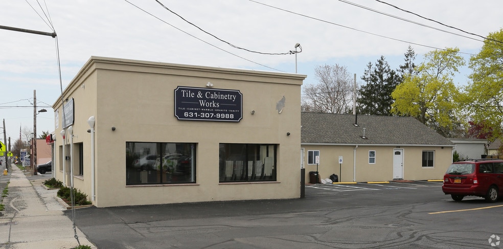 More Photos Of 292-294 Medford Ave, Patchogue Office For Lease