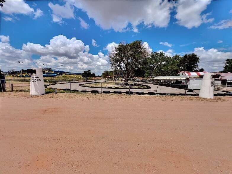 More Photos Of 14683 OK-44A, Lone Wolf Amusement Park For Sale