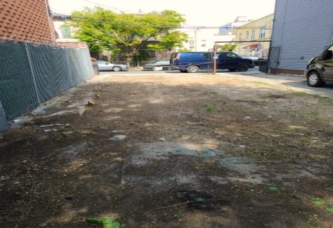 More Photos Of 400 Linwood St, Brooklyn Land For Sale