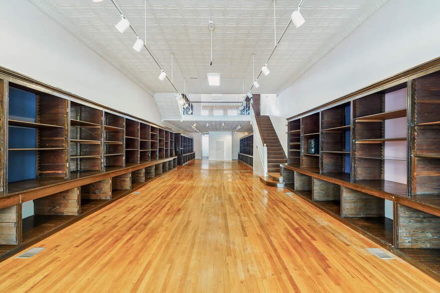 More Photos Of 110 E Main St, Union Storefront Retail Office For Lease