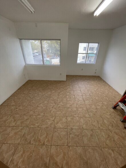 More Photos Of 5900 NW 99th Ave, Miami Light Distribution For Lease