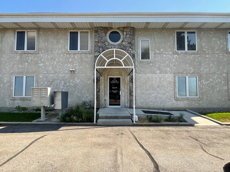 More Photos Of 4541 S 700 E, Salt Lake City Office For Sale