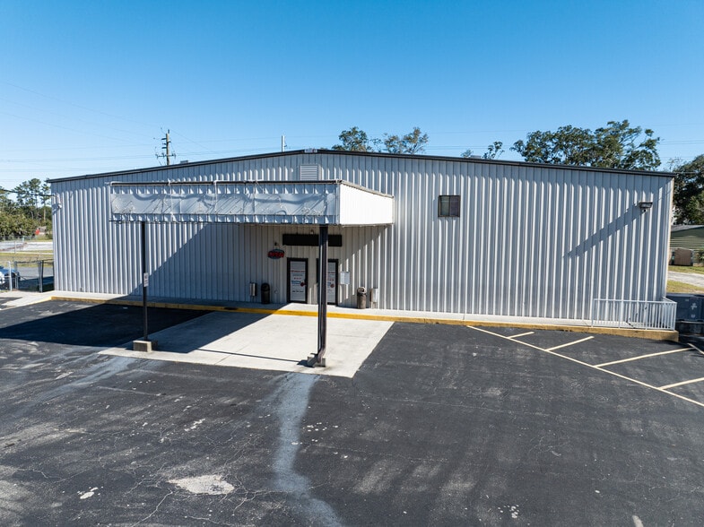 More Photos Of 357 NW Hall Of Fame Dr, Lake City Skating Rink For Sale