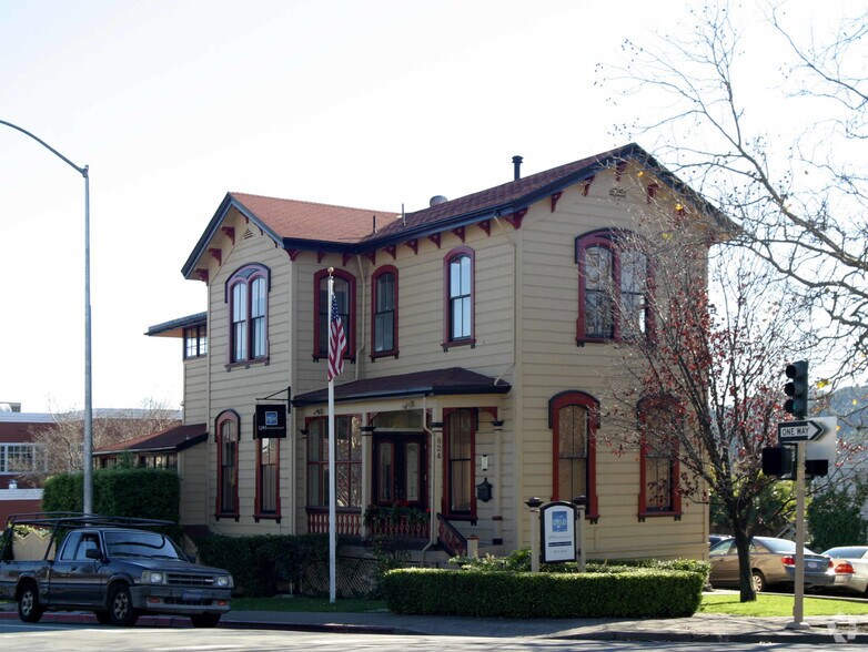 More Photos Of 824 E St, San Rafael Office For Lease