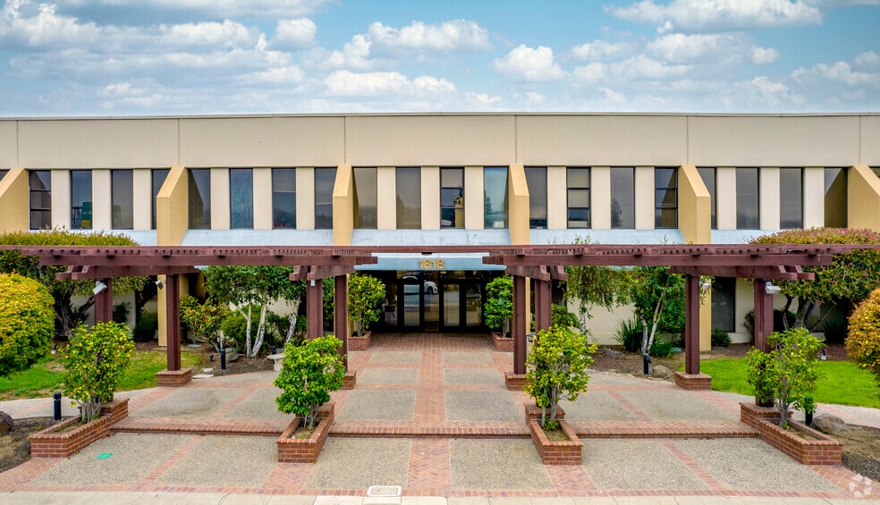 More Photos Of 1818 Gilbreth Rd, Burlingame Office For Lease