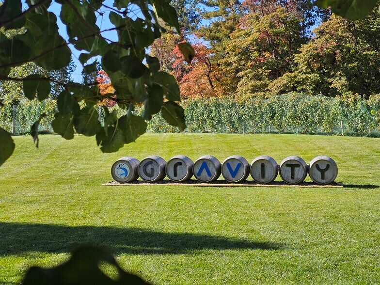 More Photos Of 10220 Lauer Rd, Baroda Winery Vineyard For Sale