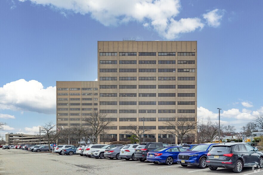 More Photos Of 201 State Route 17 N, Rutherford Office For Lease