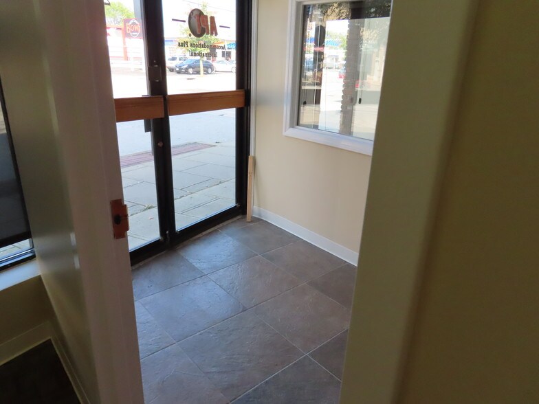 More Photos Of 4230-4236 Merrick Rd, Massapequa Storefront Retail Residential For Sale